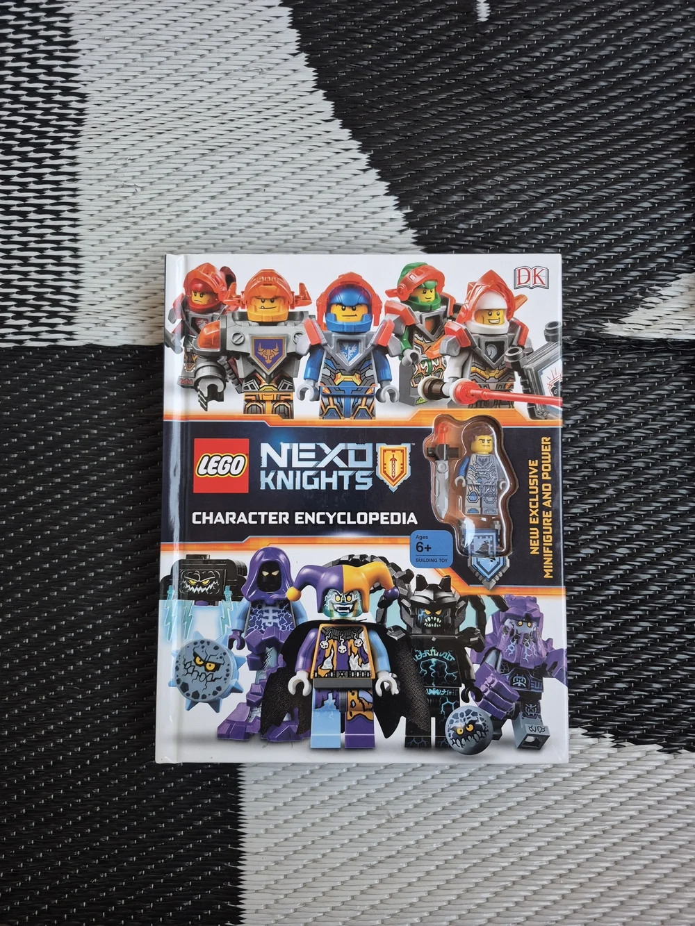 Two LEGO Nexo Knights Books With Minifigures